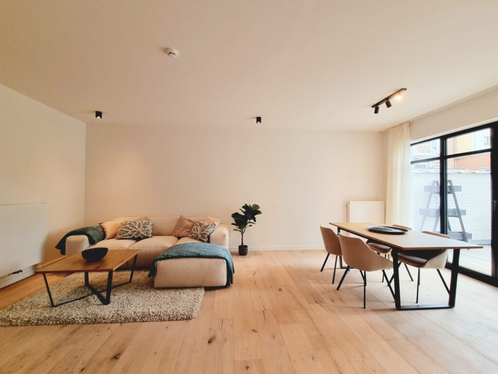 HC52-0102 - living en leefruimte - foto 1