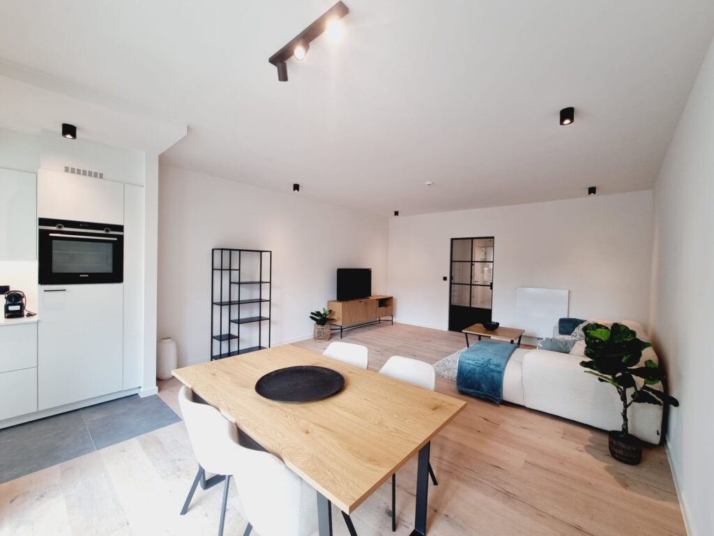 HC52-0102 - living en leefruimte - foto 5