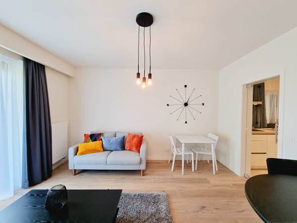 Living en leefruimte foto 8